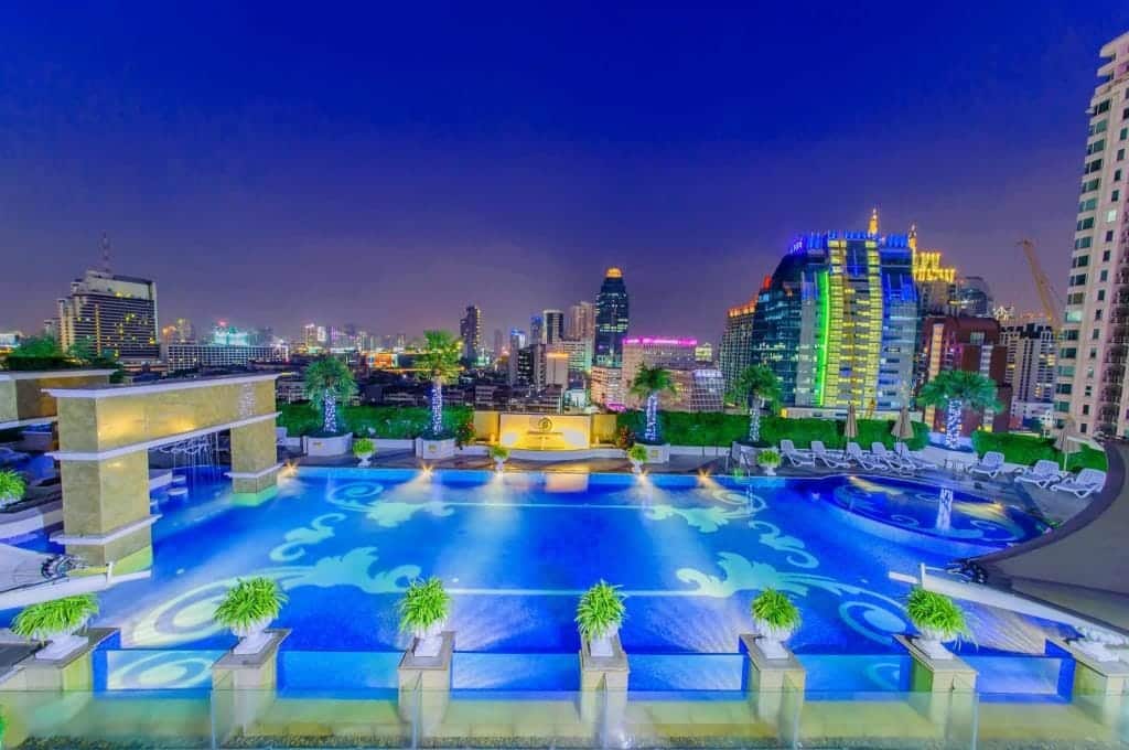 pool luksushotel bangkok