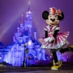 Disneyland Paris: alt om Billetter, Hoteller & Pakkerejse med alt inkl. ✨