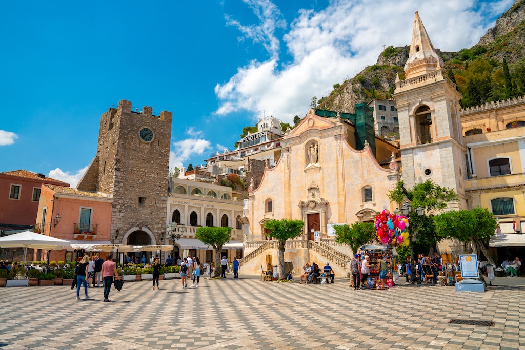 taormina, smukkeste by på sicilien
