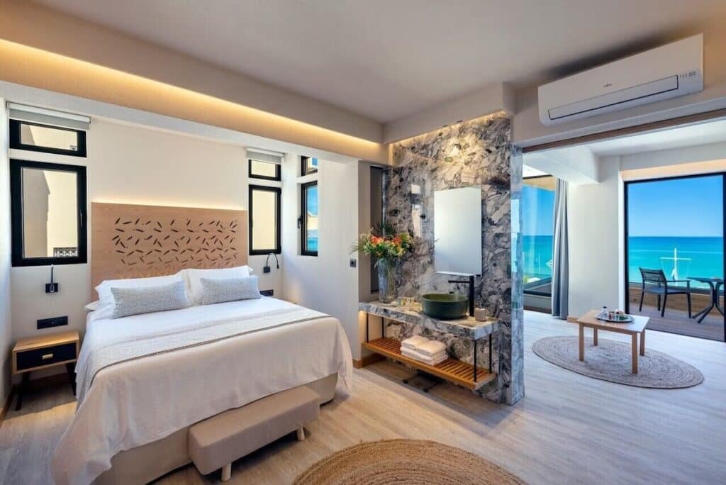 altantis beach hotel værelse med havudsigt