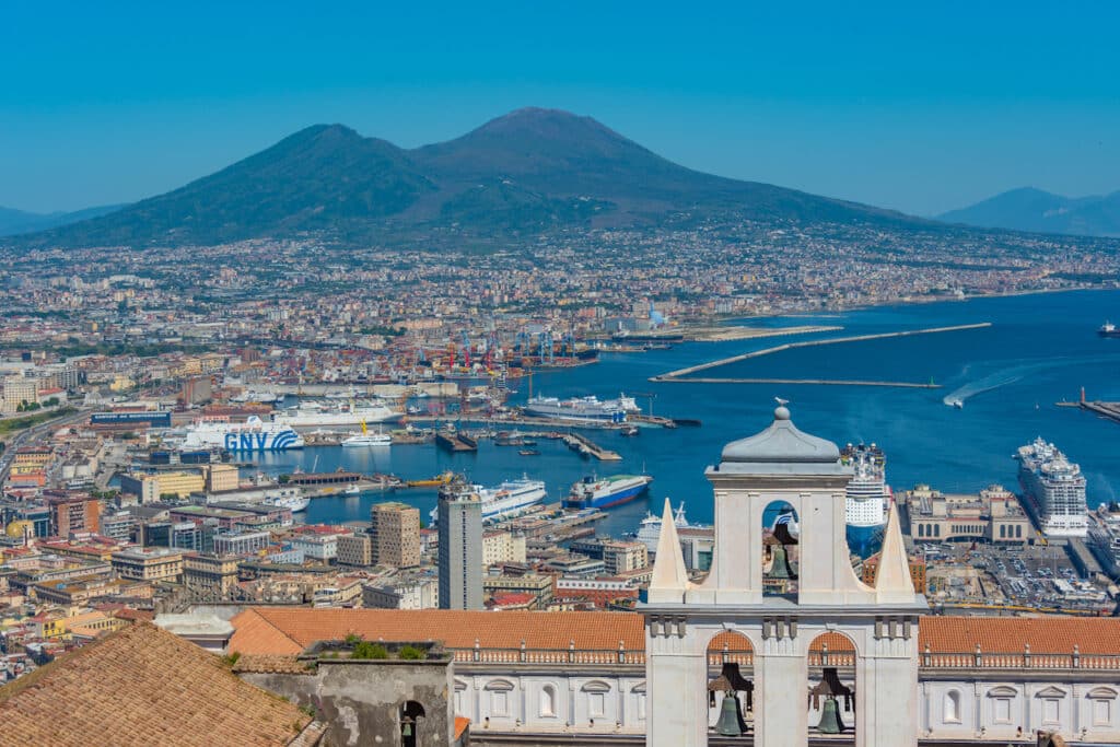 Porto Napoli, godt område for en moderne stemning