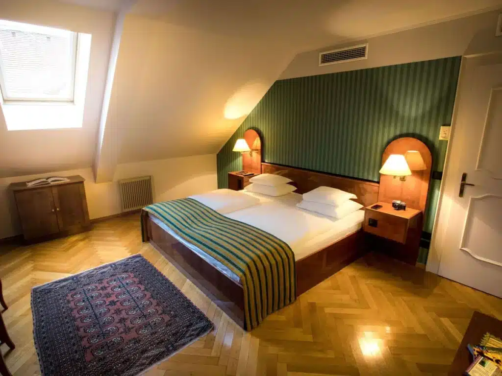 Grand Hotel Mercure Biedermeier Wien værelse