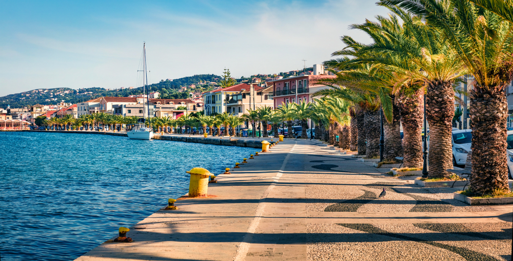 Argostoli og havnen på Kefalonia