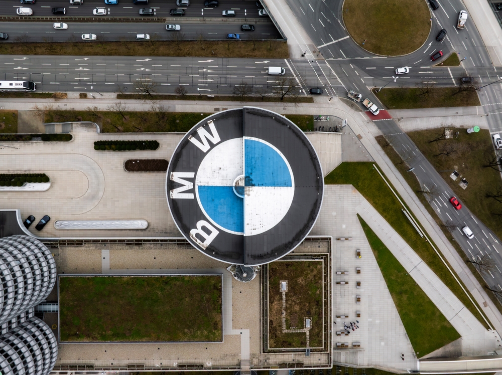 BMW Museum, BMW Welt og BMW-tårnet i München set fra luften