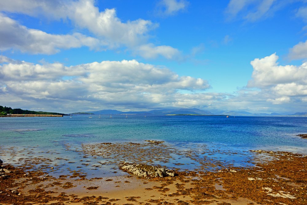 Udsigt over bugten Broadford Bay ved Broadford på Isle of Skye