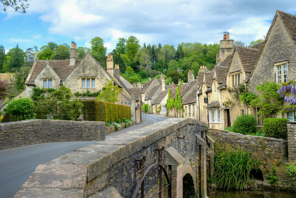 Stenhuse og broen i Castle Combe