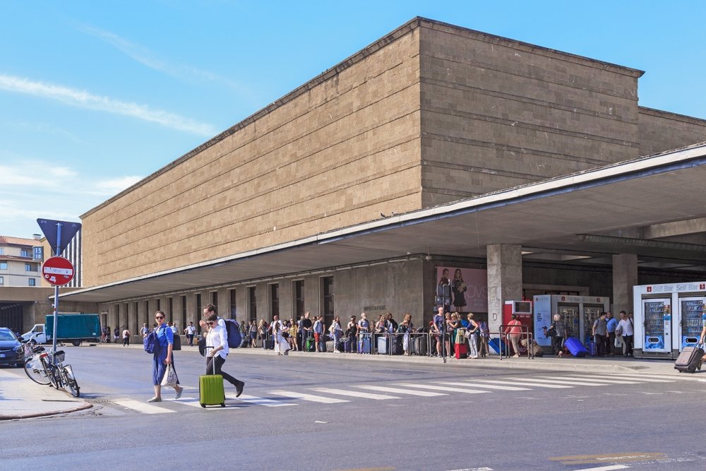 Firenze Santa Maria Novella, hvor nattebussen fra Pisa Lufthavn stopper