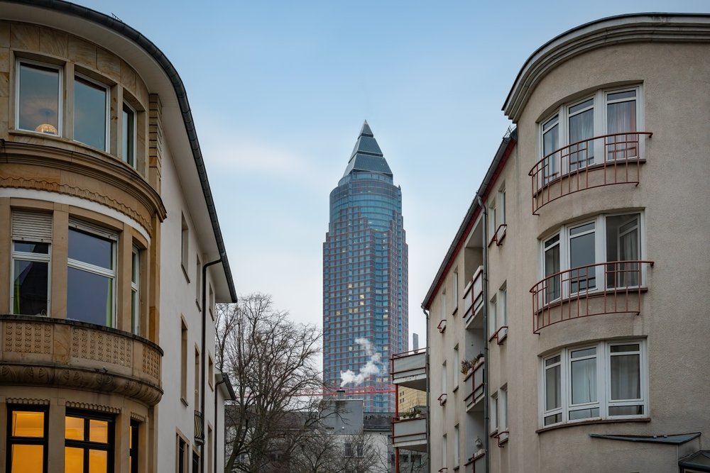 Skyskraberen Messeturm ved Messe Frankfurt i Westend