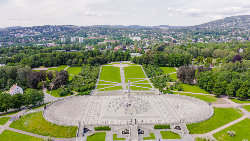 Vigelandsparken i Frognerparken i Oslo set fra luften