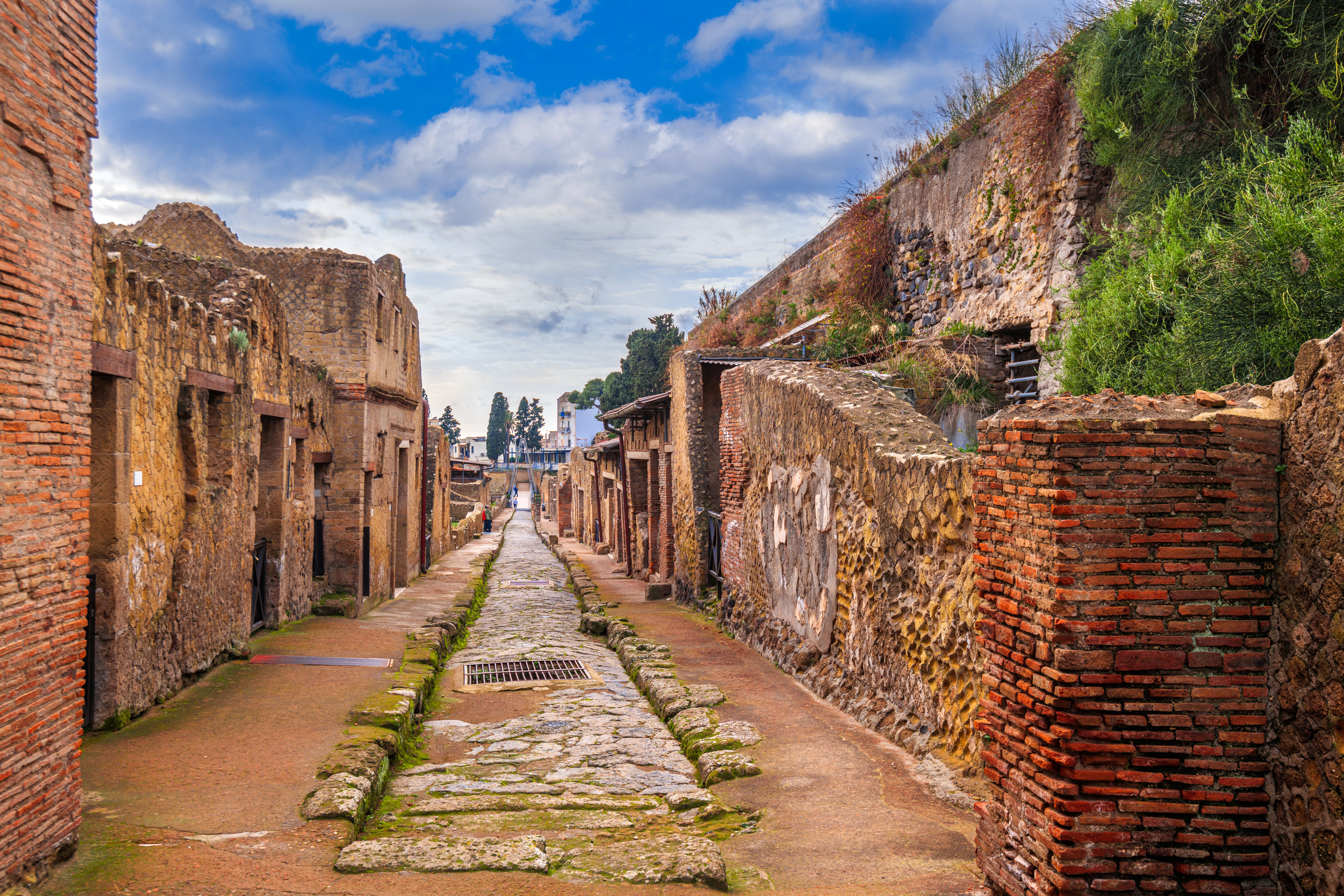 Udgravningerne i Herculaneum med Ercolano bagved