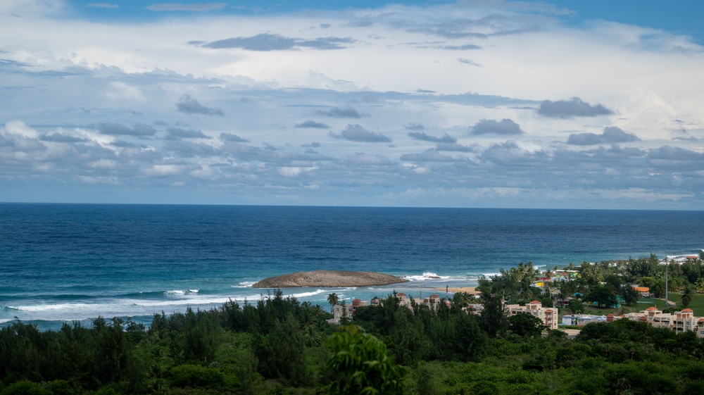 Stranden Jobos i Isabela på Puerto Ricos nordvestkyst