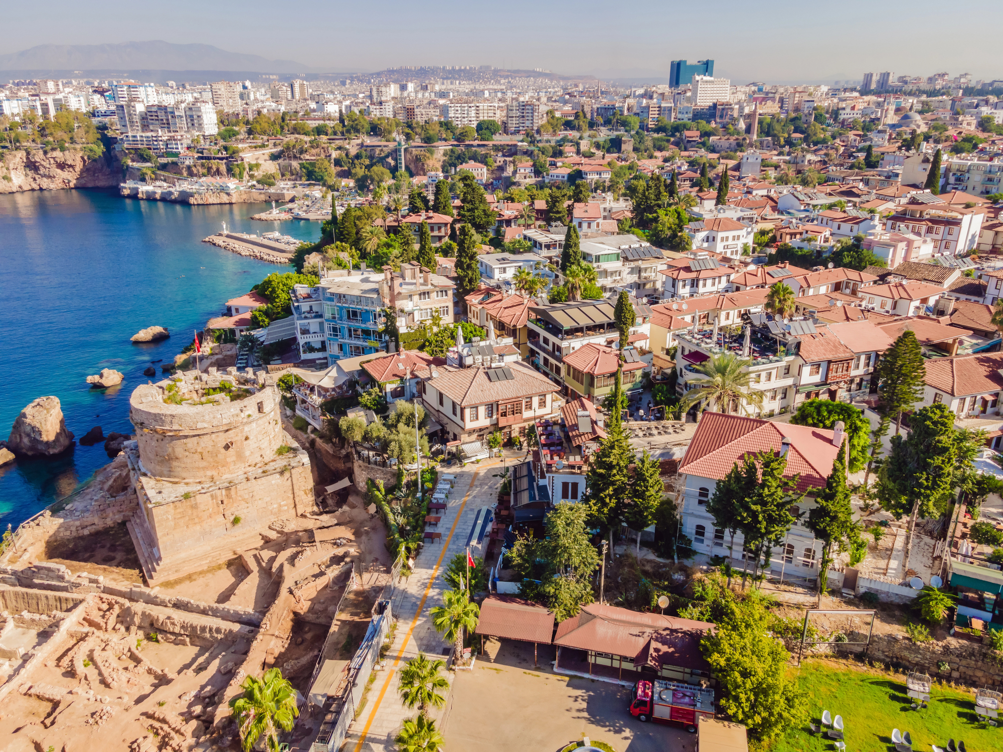 Kaleiçi og den gamle havn i Antalya