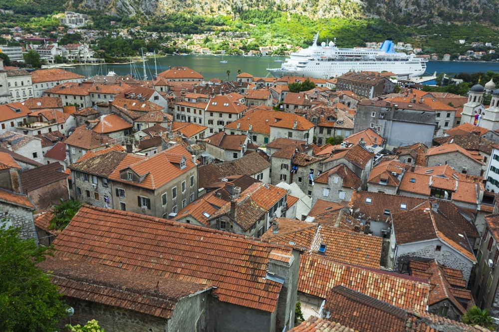 Udsigt over Old Town i Kotor og Kotorbugten