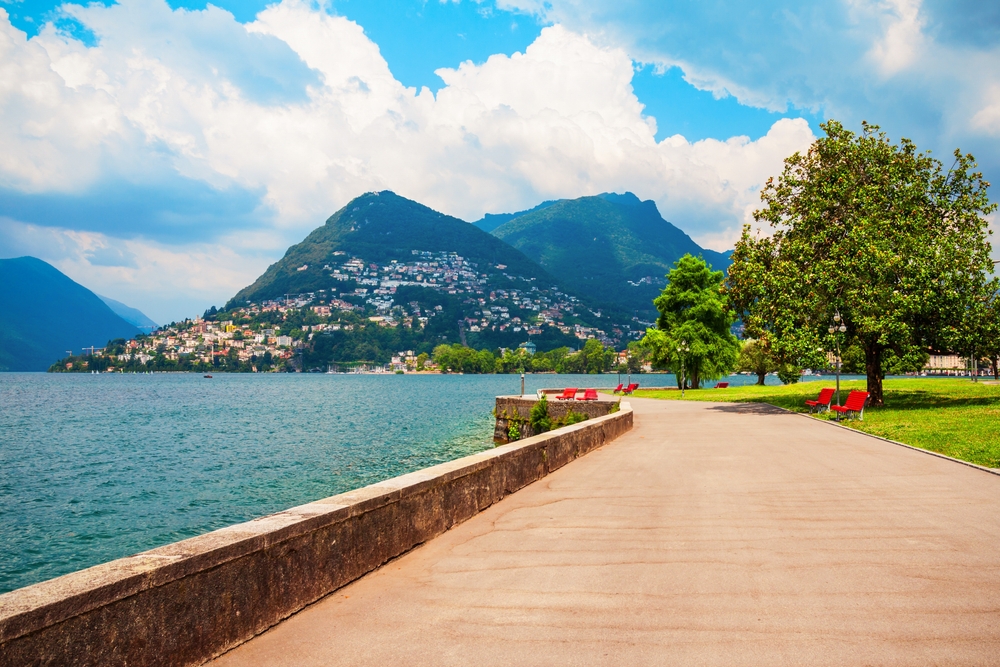 Lugano og Luganosøen i det sydlige Schweiz