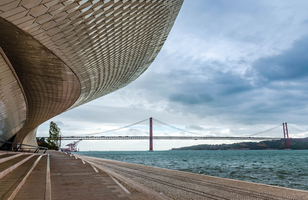 Kunst- og teknologimuseet MAAT ved Tejo-floden i Lissabon