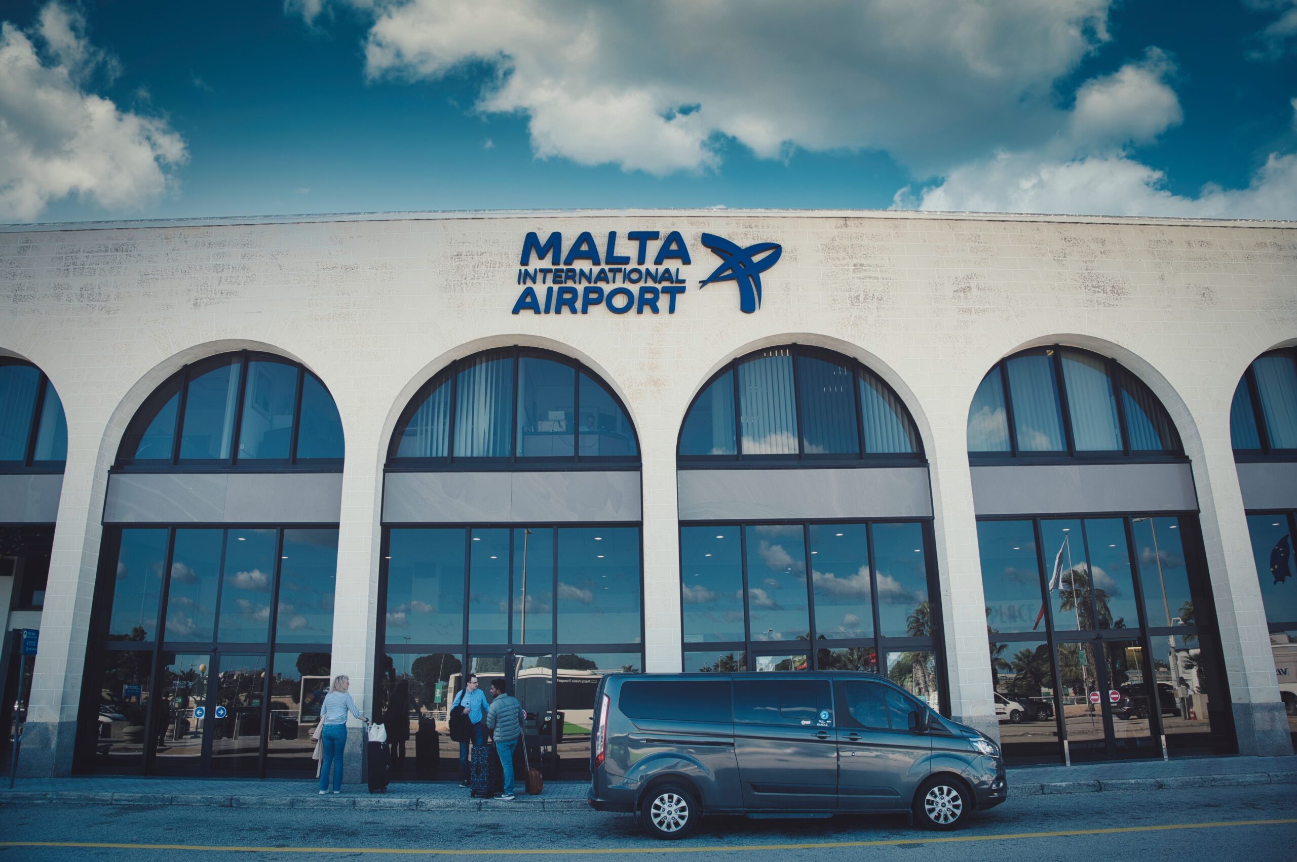 Fra Malta Lufthavn til Valletta og hotellet – Stor Guide til Transport