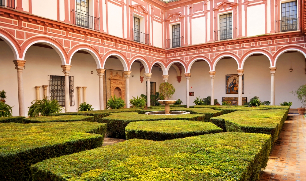 Gårdhave i Museo de Bellas Artes i Sevilla