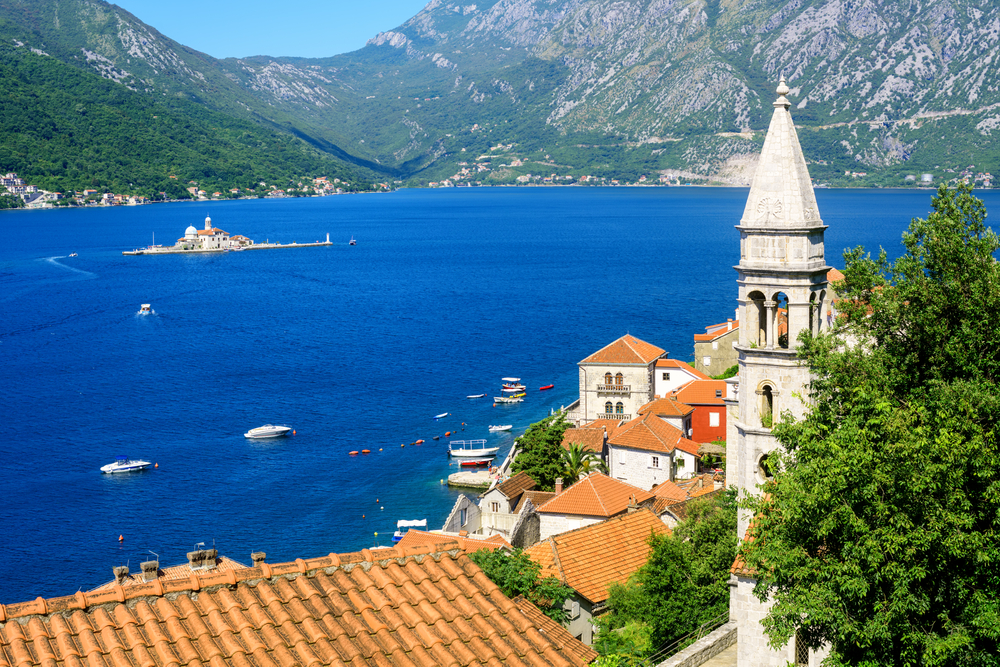 Perast ved Kotorbugten med øen Vor Frue af Klippen