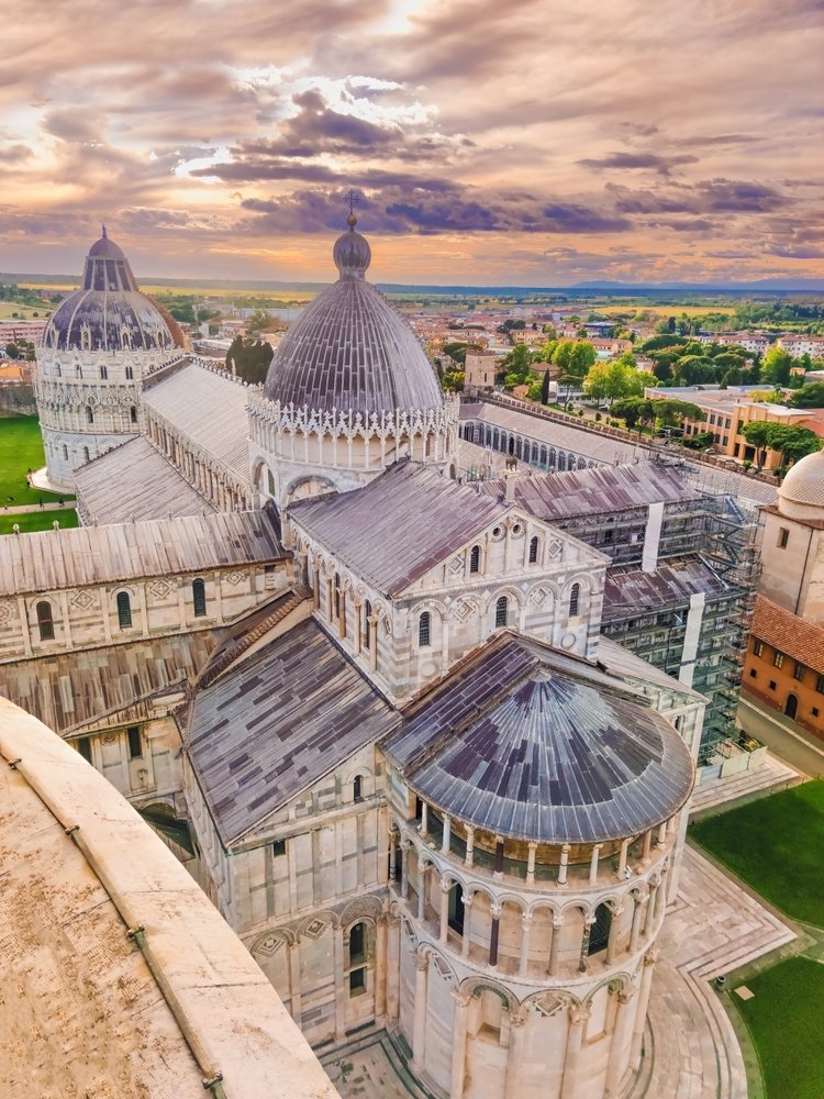 Piazza dei Miracoli i Pisa, endestationen for bus 1+ fra Pisa Centrale