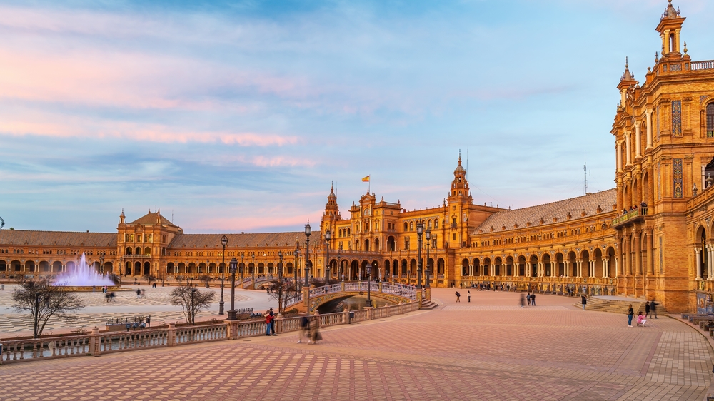 Panoramaudsigt over Plaza de España i Sevilla