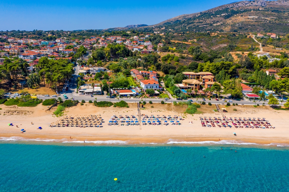 Stranden i Skala på Kefalonia set fra luften
