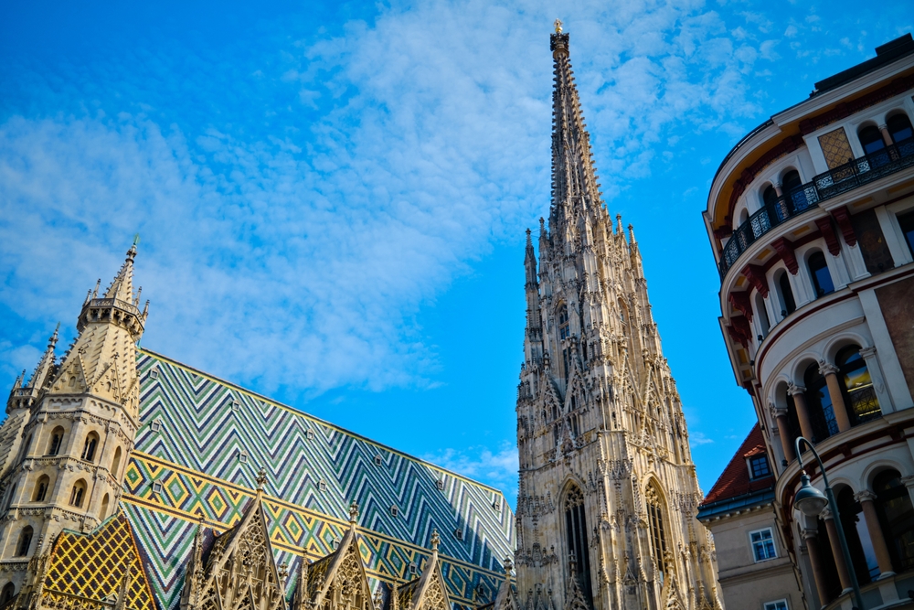 Stephansdom set fra Stephansplatz i Wien