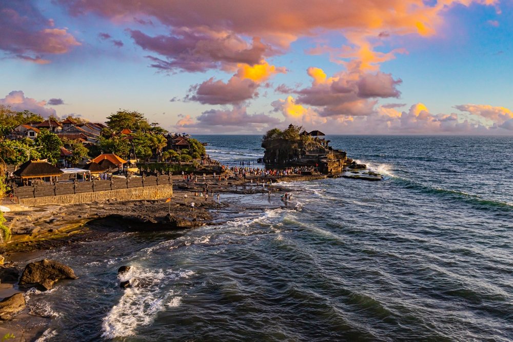 Templet Tanah Lot på Bali ved solnedgang