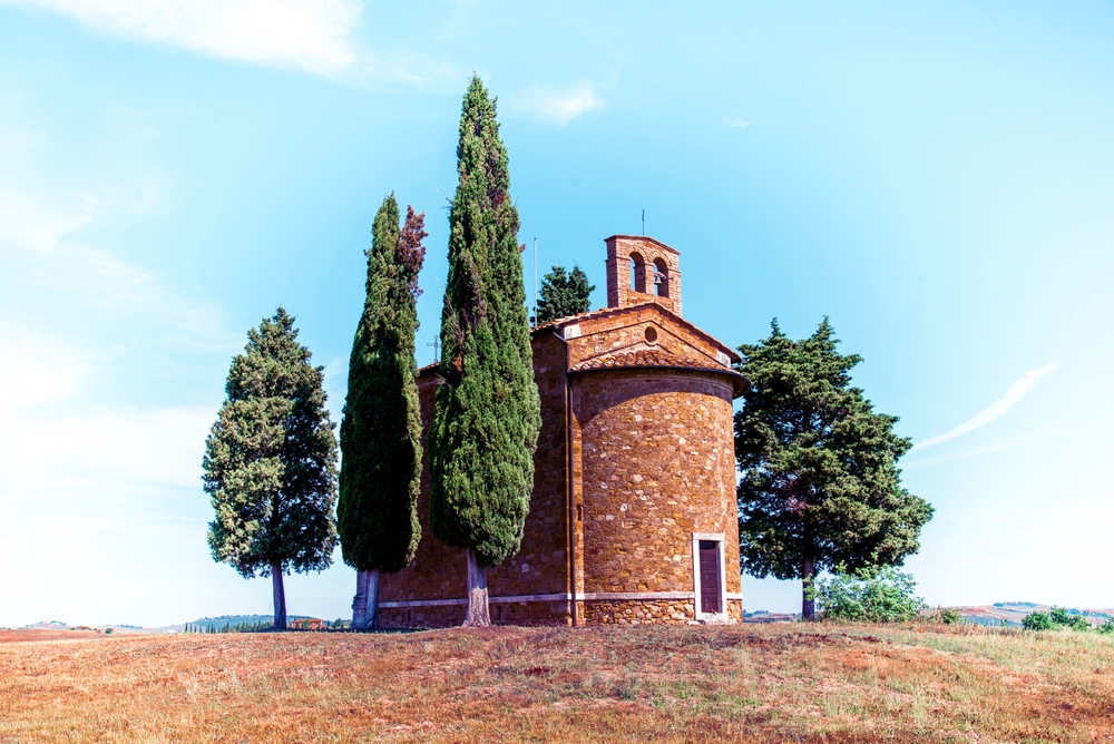 Kapellet Madonna di Vitaleta i landskabet i Val d'Orcia