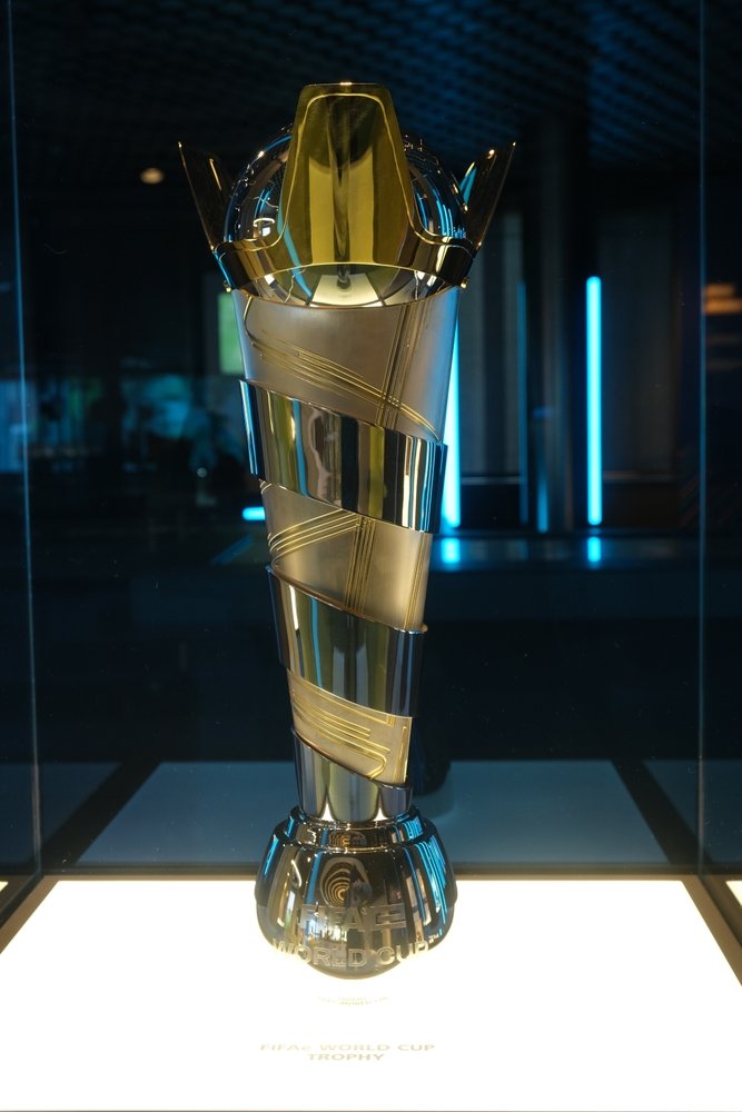 VM-trofæet udstillet i FIFA Museum i Zürich